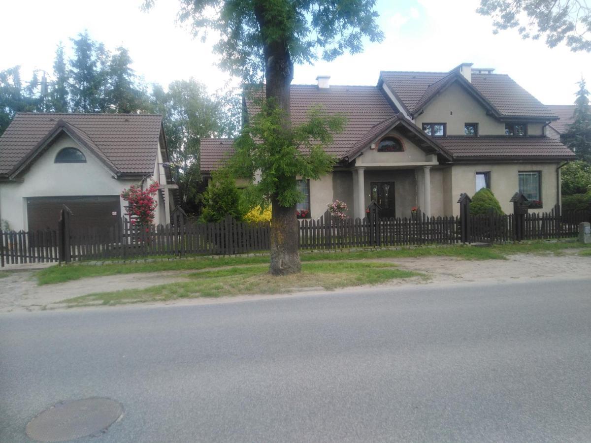 Piernikowy Dworek Lubicz Exterior foto