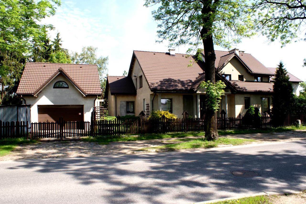 Piernikowy Dworek Lubicz Exterior foto